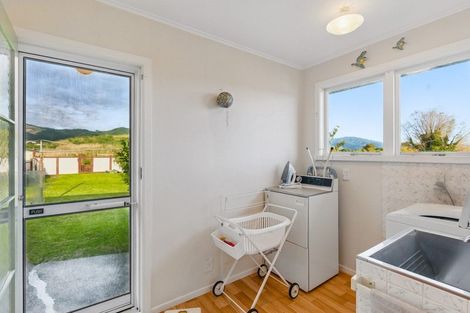 Photo of property in 52 Kiwi Road, Raumati Beach, Paraparaumu, 5032