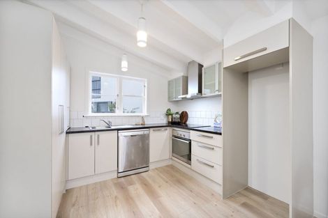 Photo of property in 12a Kallu Crescent, Mount Roskill, Auckland, 1041