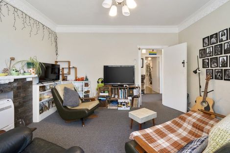 Photo of property in 180 College Street, Awapuni, Palmerston North, 4412