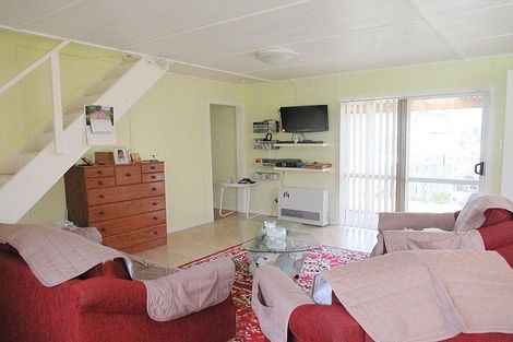 Photo of property in 95 Lake Ferry Road, Lake Ferry, Featherston, 5772