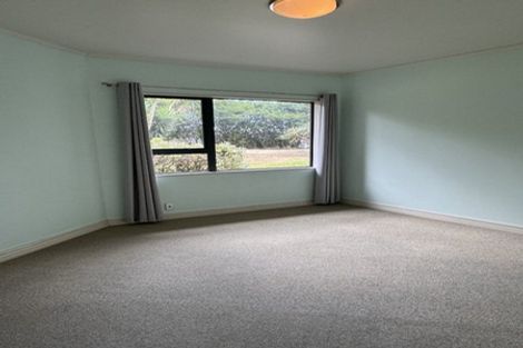 Photo of property in 115 Station Road, Kumeu, 0891