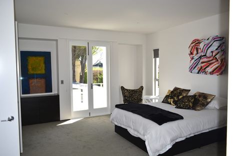 Photo of property in 100a Glandovey Road, Fendalton, Christchurch, 8052