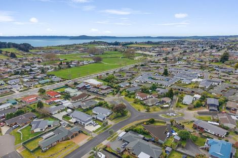 Photo of property in 17 Burton Place, Owhata, Rotorua, 3010