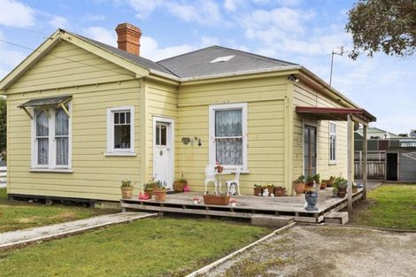 Photo of property in 74 Fairfield Road, Hawera, 4610