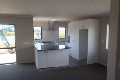 Photo of property in 39 Westgate Drive, Westgate, Auckland, 0614