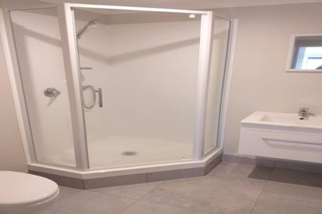 Photo of property in 52 Stillwater Crescent, Stillwater, Silverdale, 0993