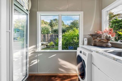 Photo of property in 143 Spencer Road, Lake Tarawera, Rotorua, 3076