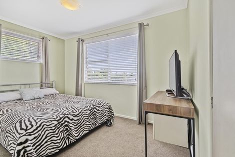 Photo of property in 49 Mack Place, Red Hill, Papakura, 2110