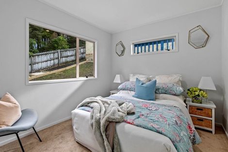 Photo of property in 2/48 Noeleen Street, Glenfield, Auckland, 0629