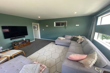 Photo of property in 22 Huntingdon Drive, Rangiora, 7400