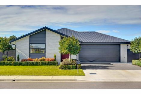 Photo of property in 32 Shrimpton Avenue, Woodend, 7610