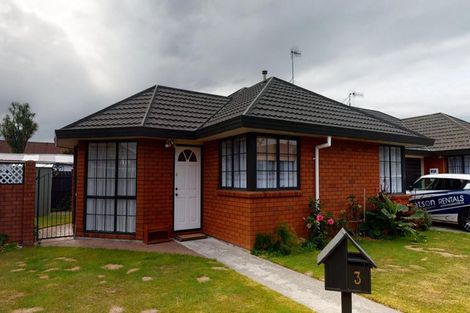 Photo of property in 3 Sovereign Court, West End, Palmerston North, 4410