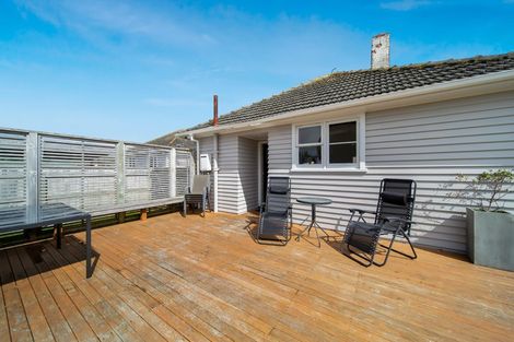 Photo of property in 10 Laurent Vc Street, Hawera, 4610