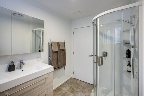 Photo of property in 7 Tui Glen, Havelock North, 4130