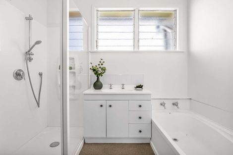 Photo of property in 25 Kent Road, Saint Johns Hill, Whanganui, 4501