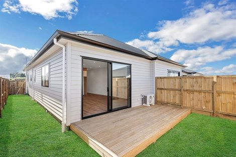 Photo of property in 34b Hari Road, Karaka, 2113