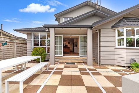 Photo of property in 52 John F Kennedy Drive, Milson, Palmerston North, 4414