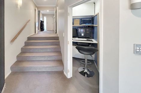 Photo of property in 31 Gillies Avenue, Taupo, 3330