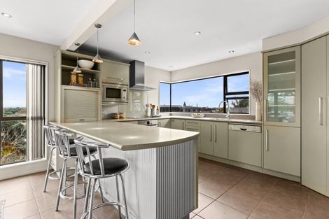 Photo of property in 2 Campbell Street, Havelock North, 4130