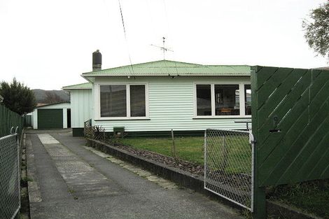 Photo of property in 9 Thirlmere Street, Wainuiomata, Lower Hutt, 5014