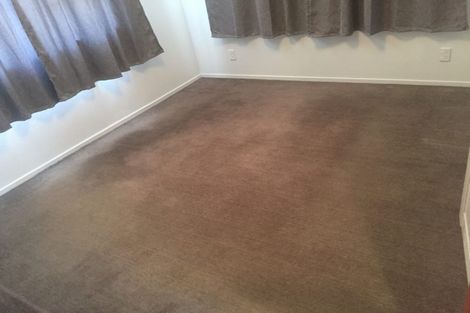 Photo of property in 2/26 Navigator Place, Papatoetoe, Auckland, 2025