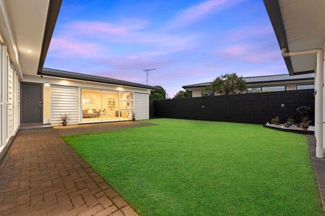 Photo of property in 6 Lakeside Drive, Pahurehure, Papakura, 2113