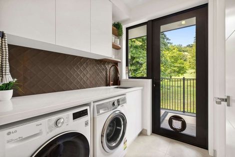 Photo of property in 13 Oakhill Lane, Richmond, 7020