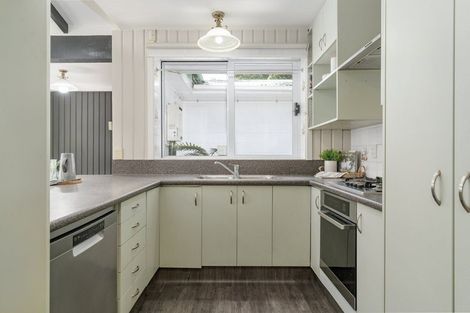 Photo of property in 89 Oakhampton Street, Hornby, Christchurch, 8042