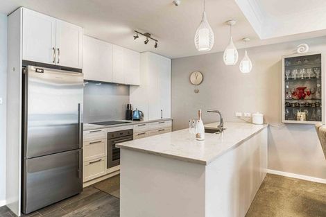 Photo of property in 107 Panorama Heights, Orewa, 0931