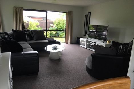 Photo of property in 2/36b New Brighton Road, Shirley, Christchurch, 8061