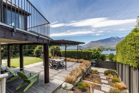 Photo of property in 29 Greenstone Place, Fernhill, Queenstown, 9300