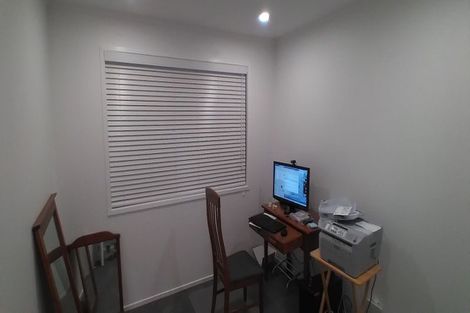 Photo of property in 662 Beach Road, Browns Bay, Auckland, 0630