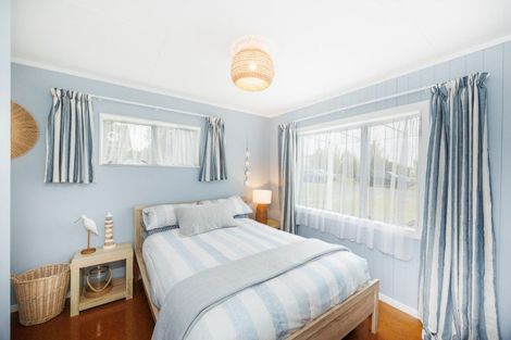 Photo of property in 7 Chaffey Street, Foxton Beach, Foxton, 4815