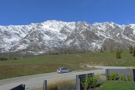 Photo of property in 37 Double Cone Road, Jacks Point, Queenstown, 9371