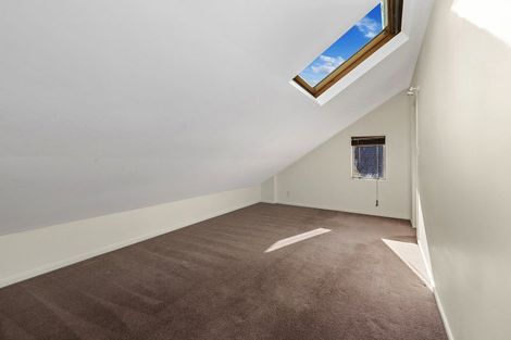 Photo of property in 12 Futuna Close, Karori, Wellington, 6012