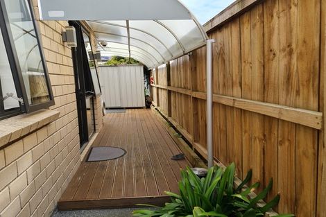 Photo of property in 24 Rosewell Crescent, Flat Bush, Auckland, 2019