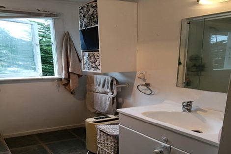 Photo of property in 16 Aranoni Street, Island Bay, Wellington, 6023