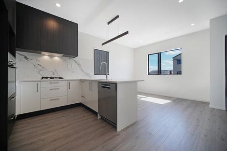 Photo of property in 137 Grove Road, Papakura, 2110