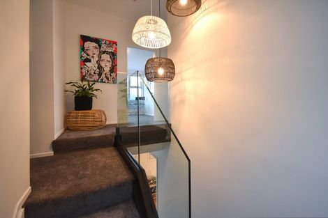 Photo of property in 68 Doon Street, Vauxhall, Dunedin, 9013