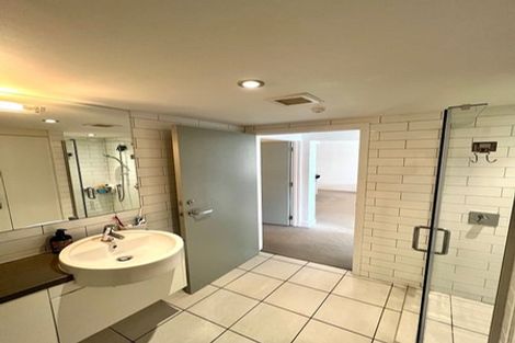 Photo of property in The Capital, 14/370 Oriental Parade, Oriental Bay, Wellington, 6011