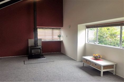 Photo of property in 4 Emily Way, Karori, Wellington, 6012