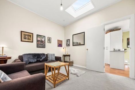 Photo of property in 6 Sandford Street, Trentham, Upper Hutt, 5018