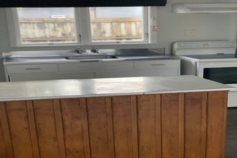 Photo of property in 2/10 Ron Keat Drive, Papakura, 2110