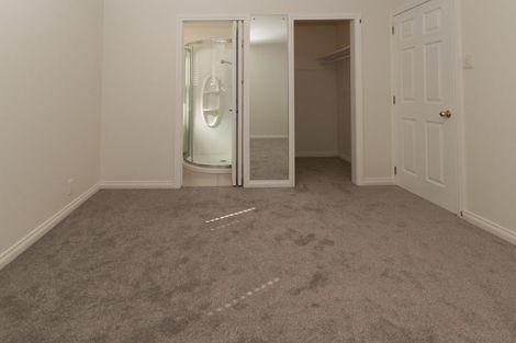 Photo of property in 13a Huapai Street, Onehunga, Auckland, 1061