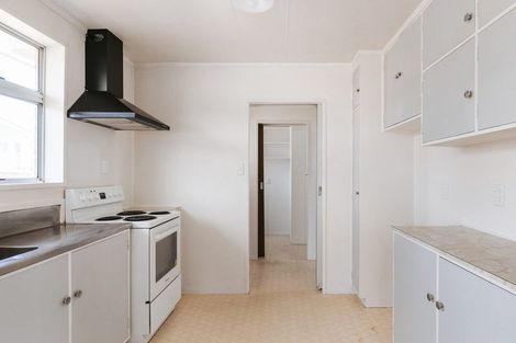 Photo of property in 12 Rangataua Street, Welcome Bay, Tauranga, 3112