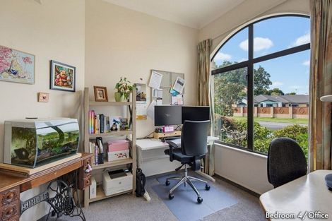 Photo of property in 166 Milne Drive, Paraparaumu, 5032