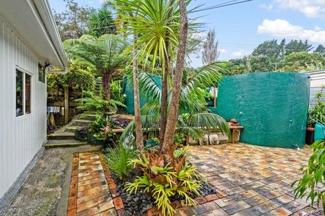 Photo of property in 6 Waikaraka Beach Road, Tamaterau, Whangarei, 0174