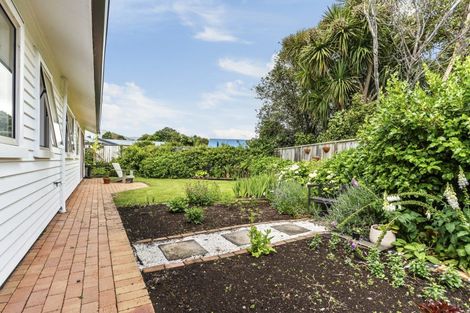 Photo of property in 18a Russell Drive, Oakura, 4314