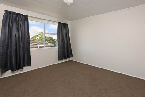 Photo of property in 4177 Great North Road, Glen Eden, Auckland, 0602
