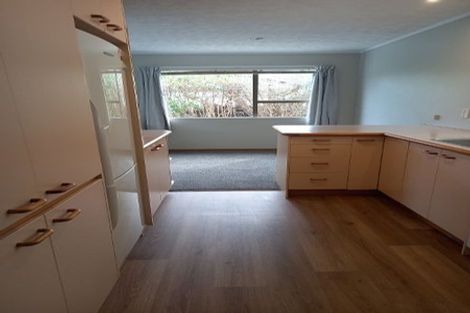 Photo of property in 71 Elizabeth Street, Waikanae, 5036